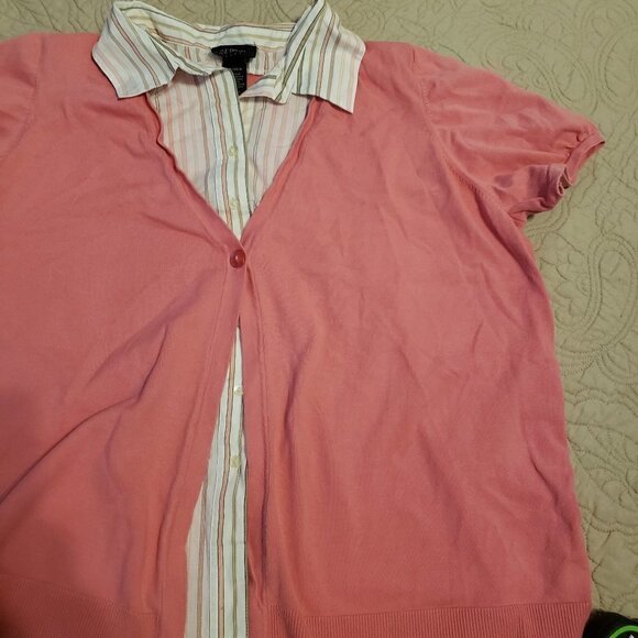 Lane Bryant Mixed Media Short Sleeve Top - Picture 4 of 7